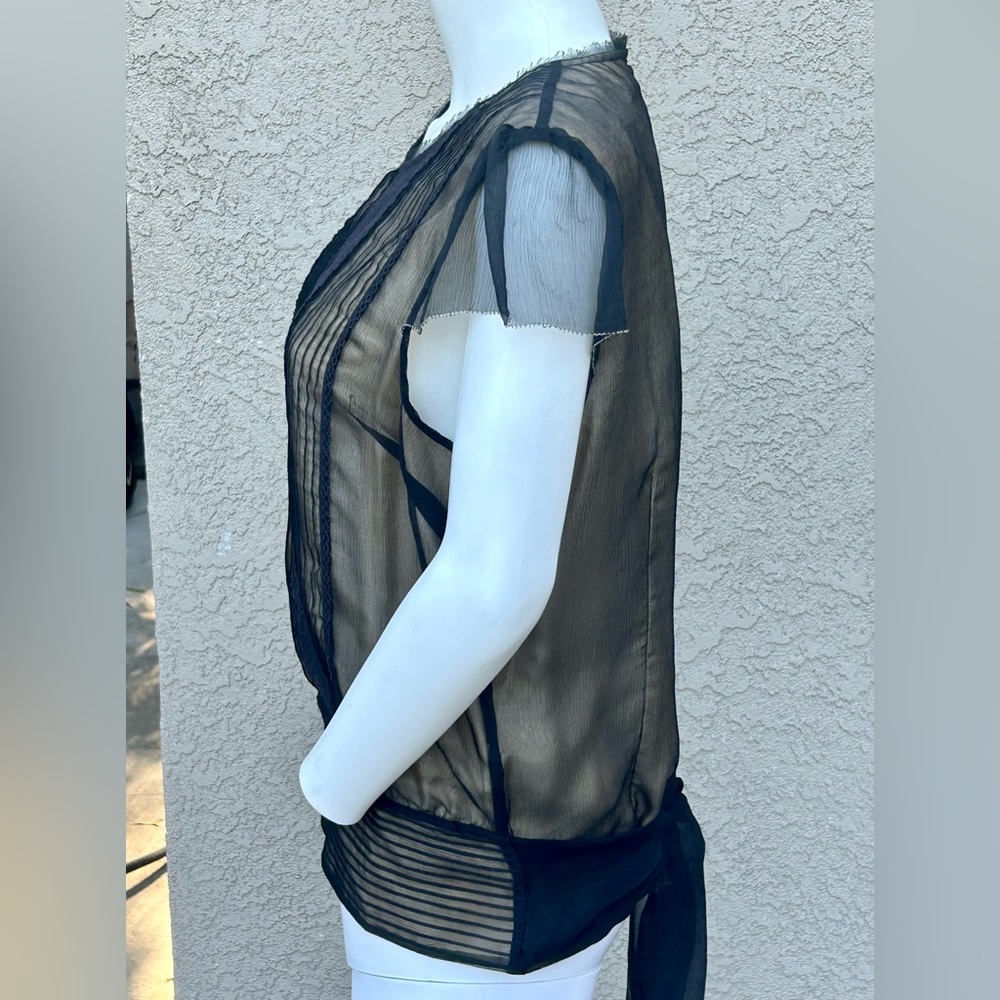 Saja Layered Silk Blouse Black Over Beige Buttons Up Back sz XL - Picture 7 of 9